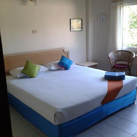 Sm Beach Side Place Hua Hin Exterior photo